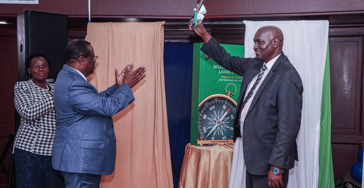 High-stakes communication, crisis posture and institutional legitimacy under pressure.